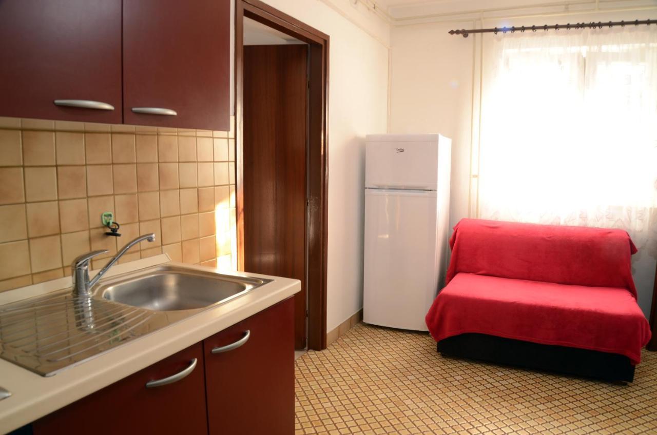 ביוגראד נה מורו Dvosoban Apartman U Centru Grada מראה חיצוני תמונה