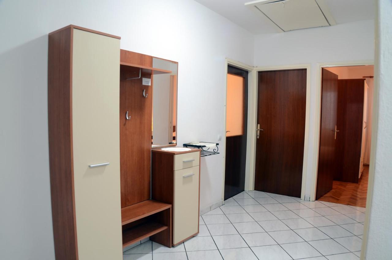ביוגראד נה מורו Dvosoban Apartman U Centru Grada מראה חיצוני תמונה
