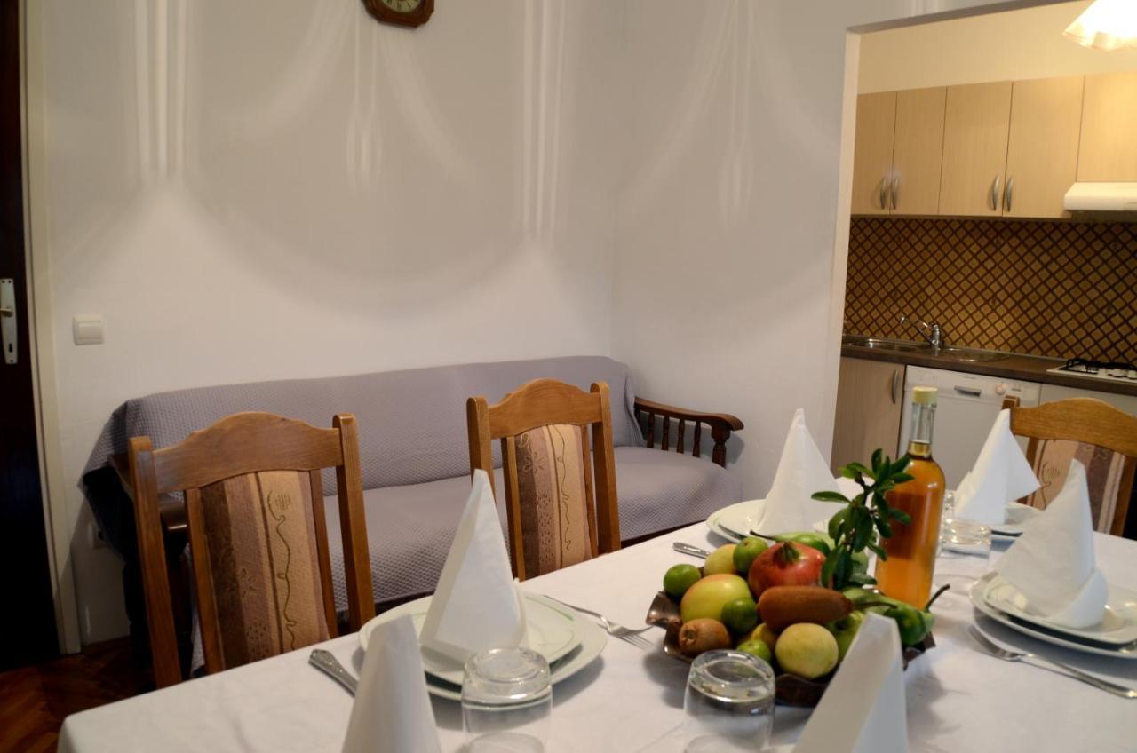 ביוגראד נה מורו Dvosoban Apartman U Centru Grada מראה חיצוני תמונה