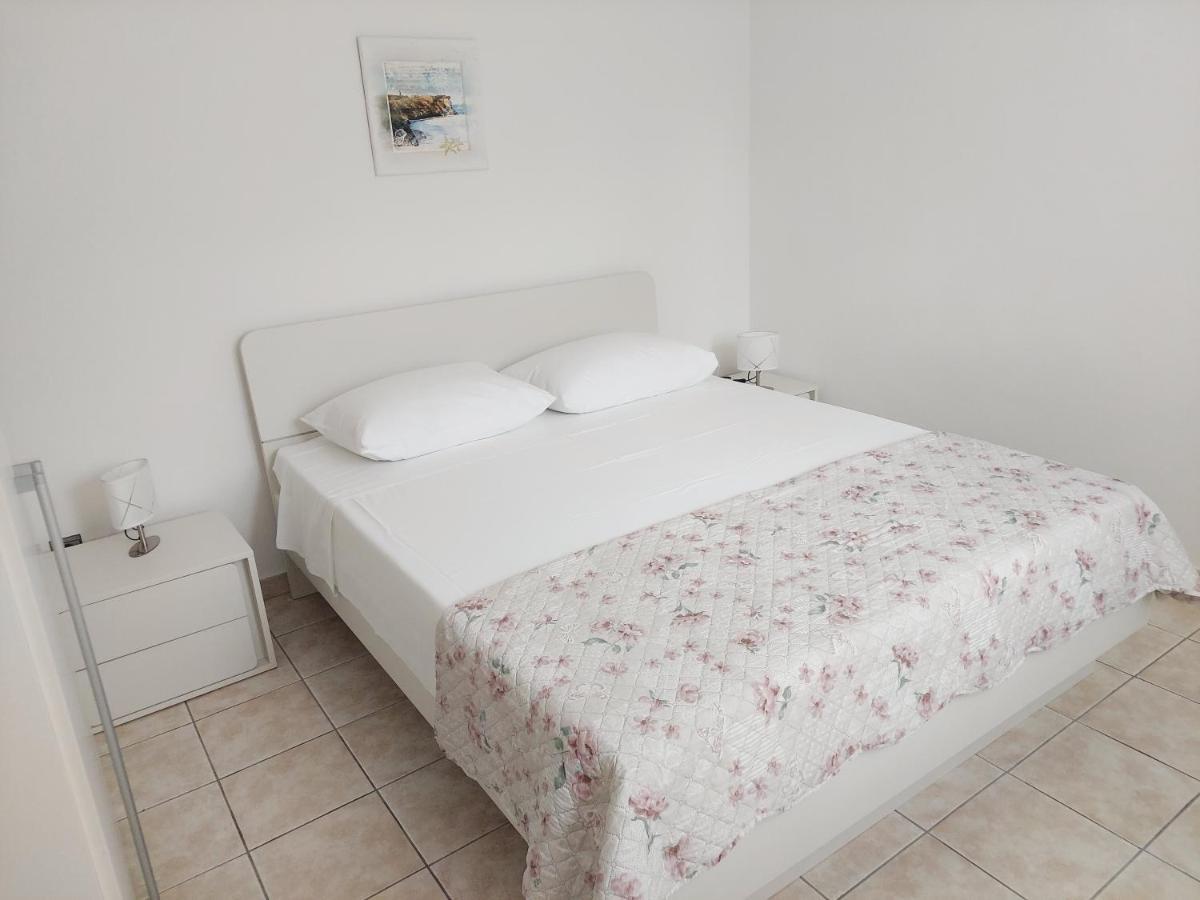 ביוגראד נה מורו Dvosoban Apartman U Centru Grada מראה חיצוני תמונה